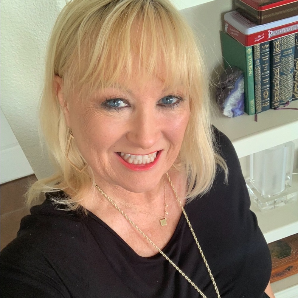 Meet your Posher, Donna